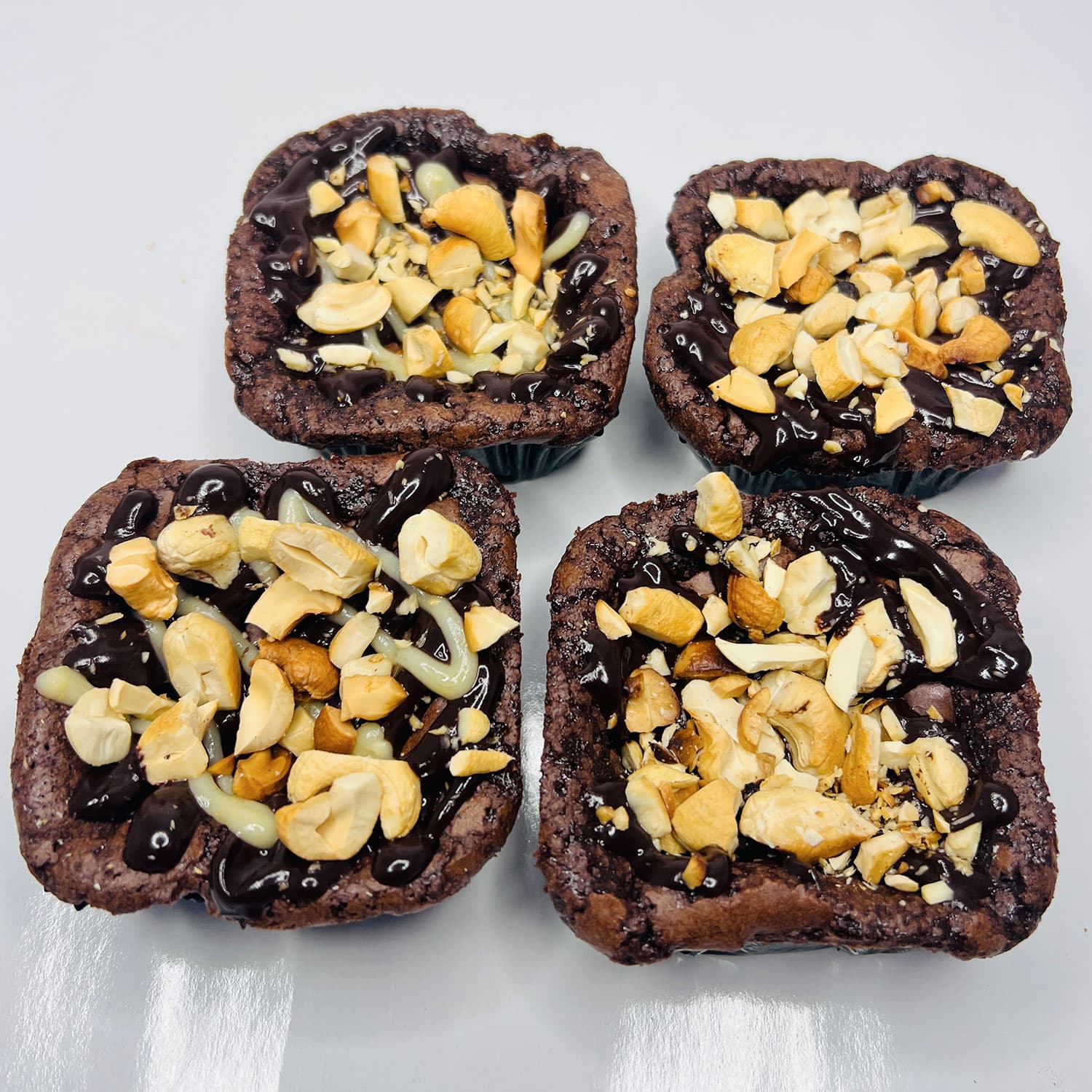 Brownies with Cashew nut topping — image 4