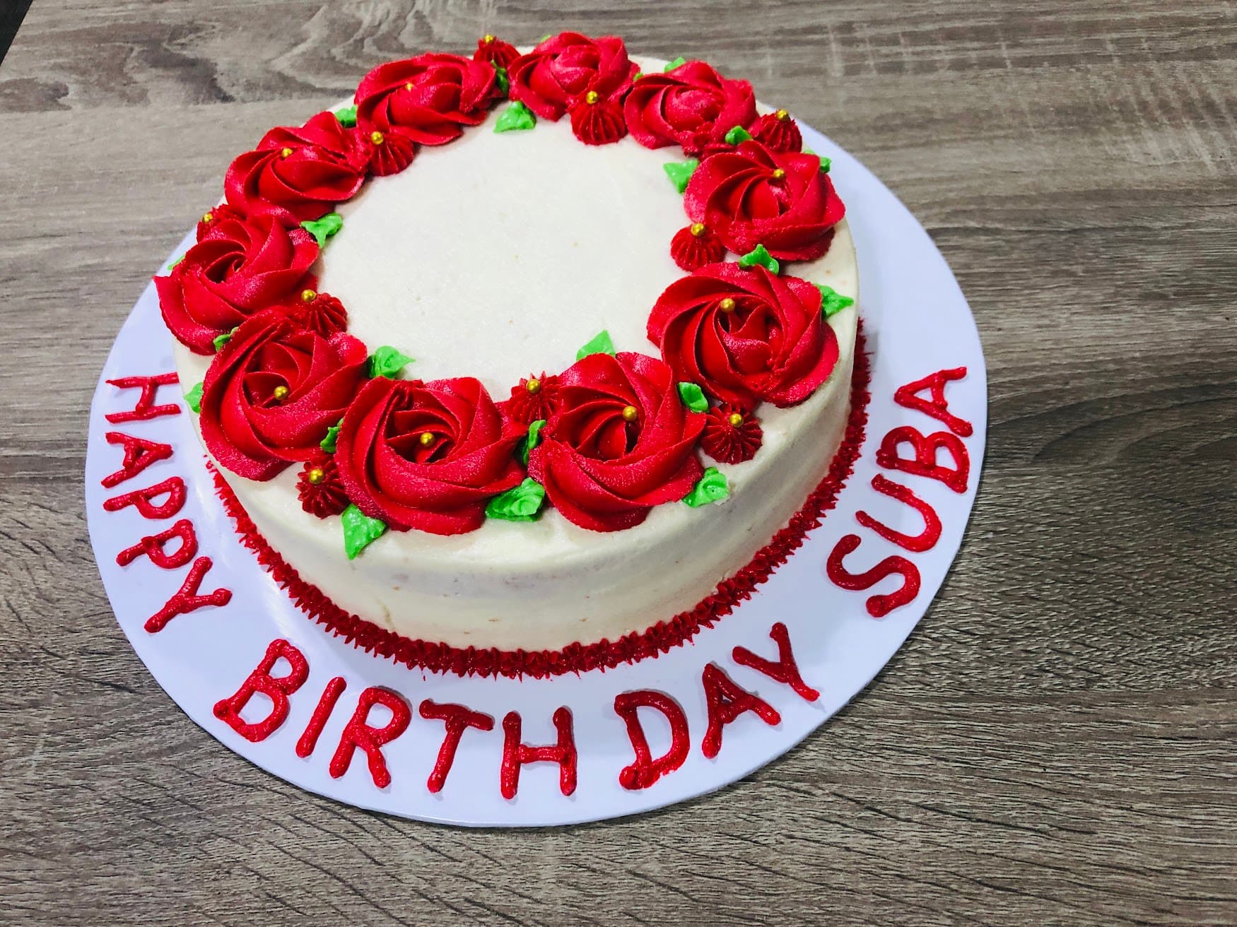 Red Rose Birthday Cake — image 3