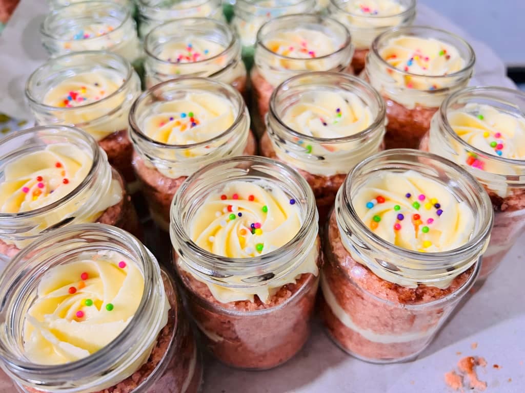 Candy Delight Jar Cake — image 6