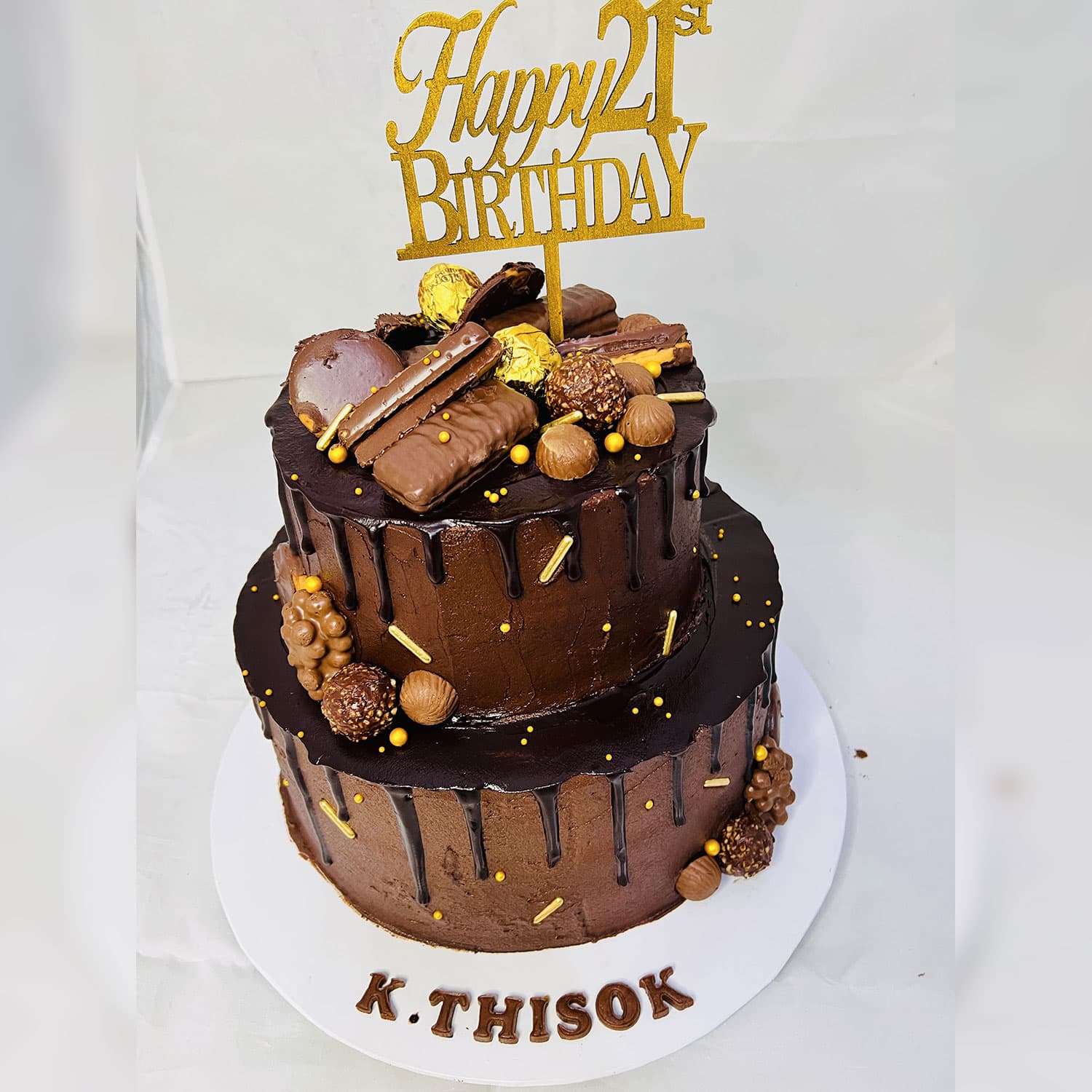 Pink Large Event Birthday Cake — image 4