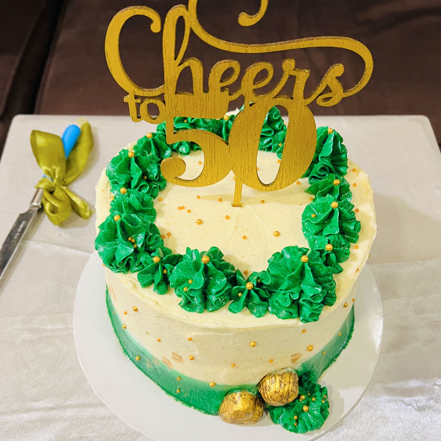 Green 50 Years Birthday Cake — image 4