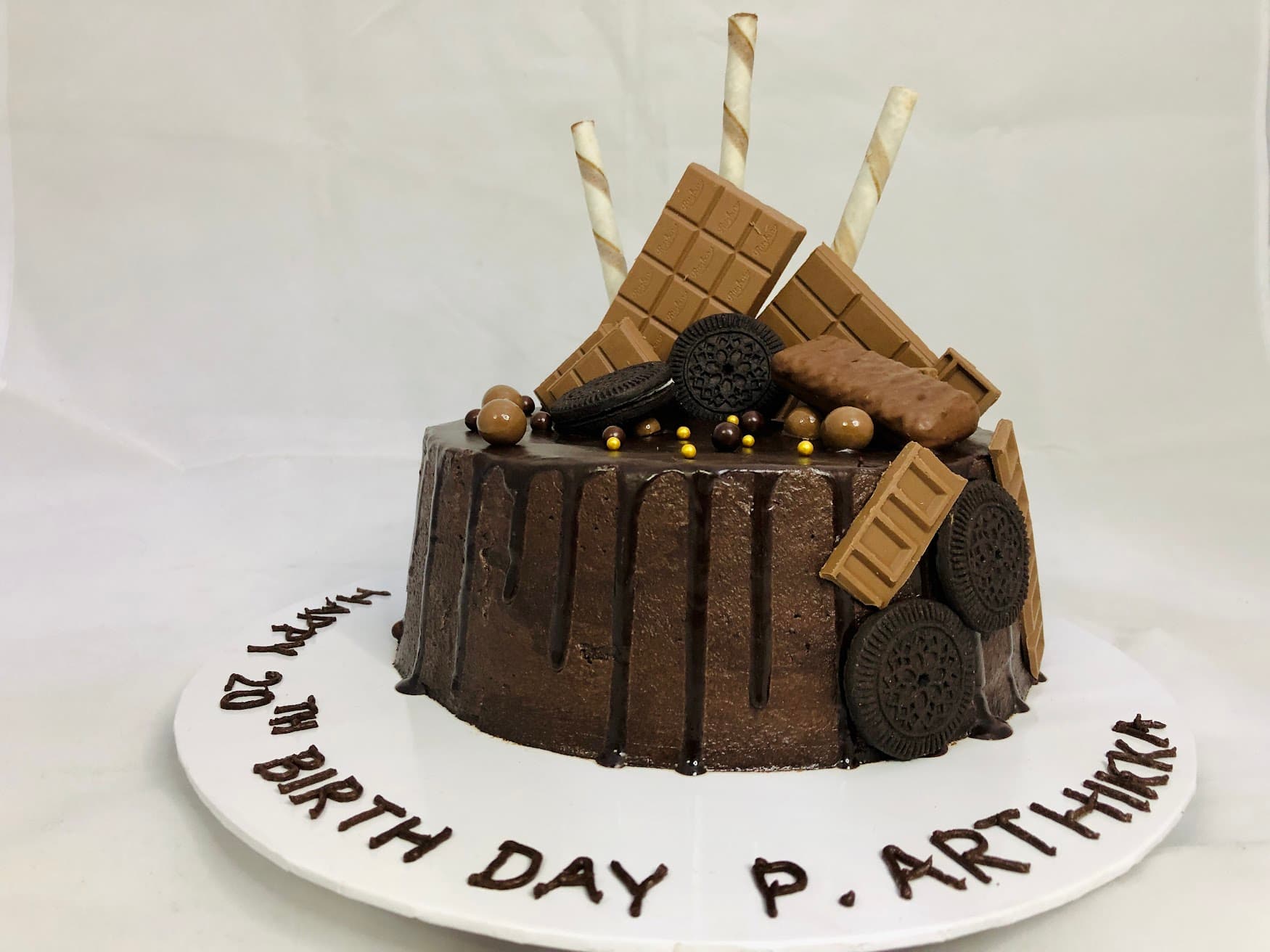 Drip cake for Chocolate Haters — image 4