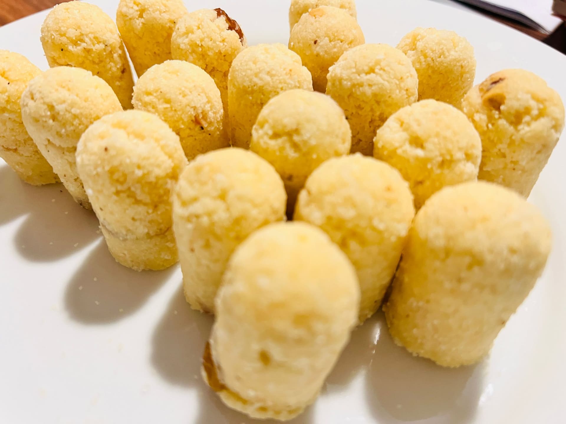 Sri Lankan style Rava Laddu