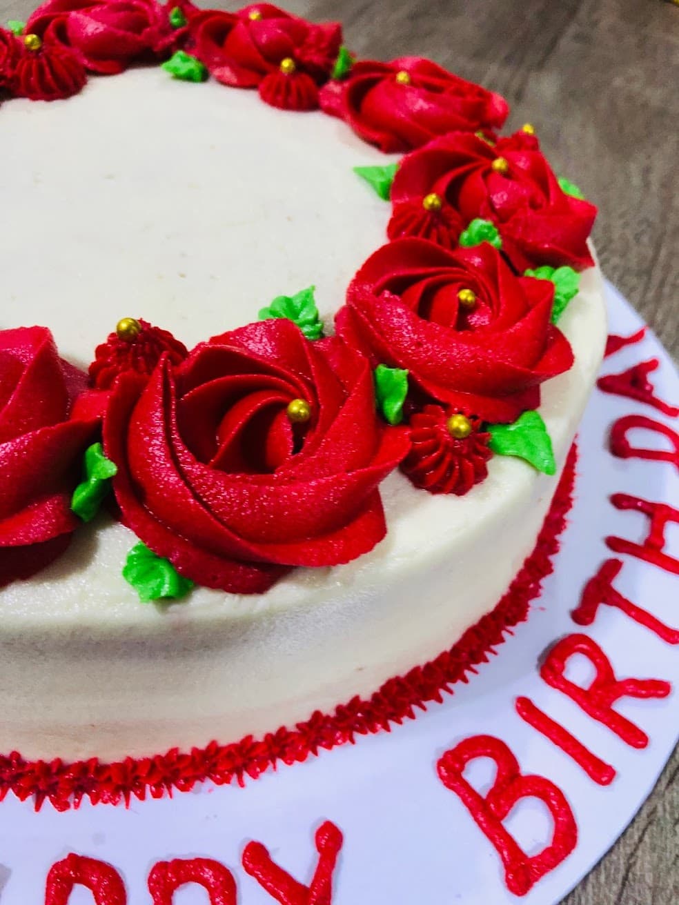 Red Rose Birthday Cake — image 2