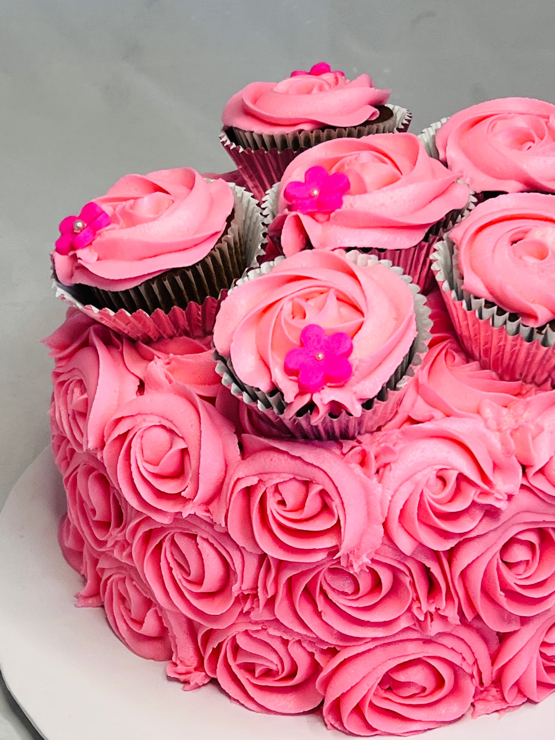 Rosette cake